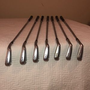 Titleist AP2 Golf Set